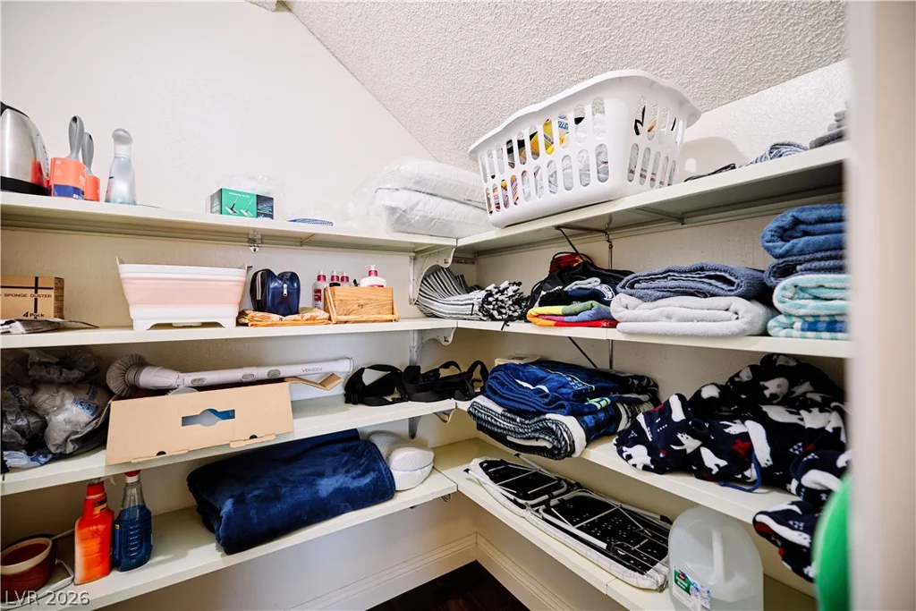 3155 Arville, Las Vegas, NV 89102