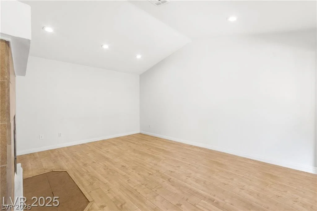 5831 Medallion, Las Vegas, NV 89122