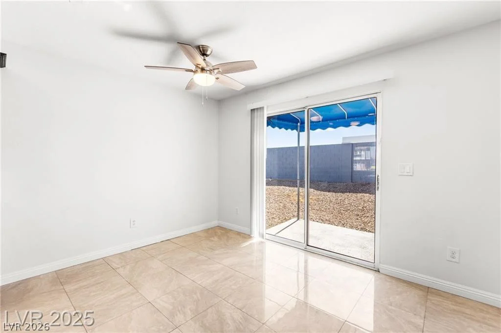 5831 Medallion, Las Vegas, NV 89122