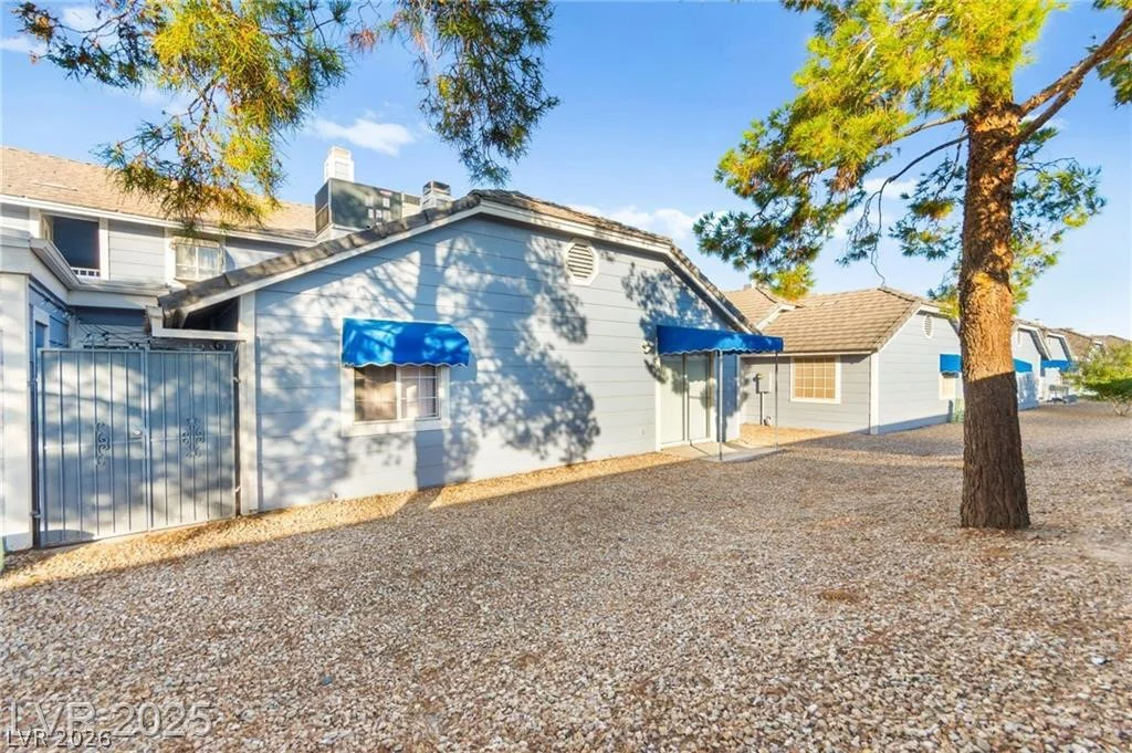5831 Medallion, Las Vegas, NV 89122