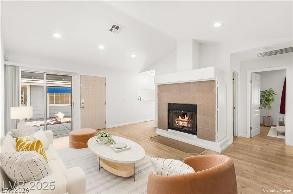 5831 Medallion, Las Vegas, NV 89122
