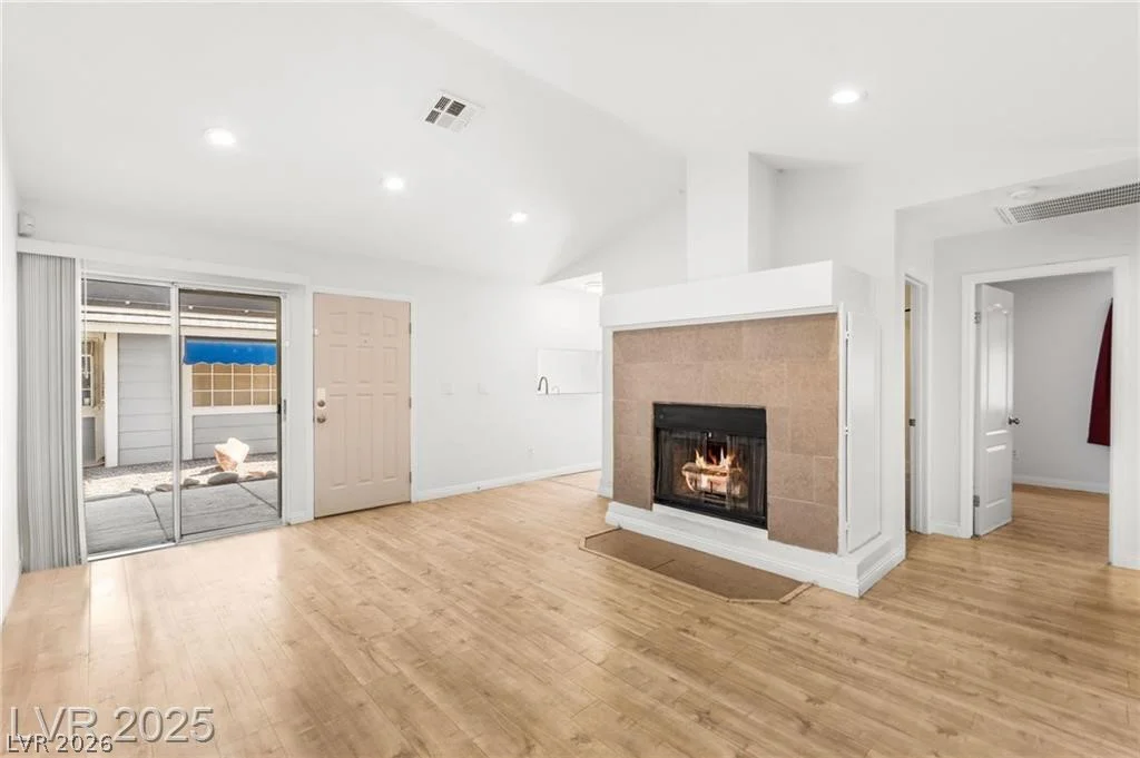 5831 Medallion, Las Vegas, NV 89122