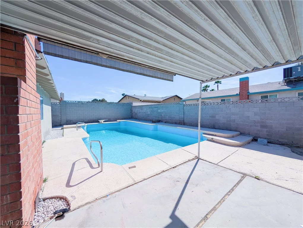 3667 Descanso, Las Vegas, NV 89121