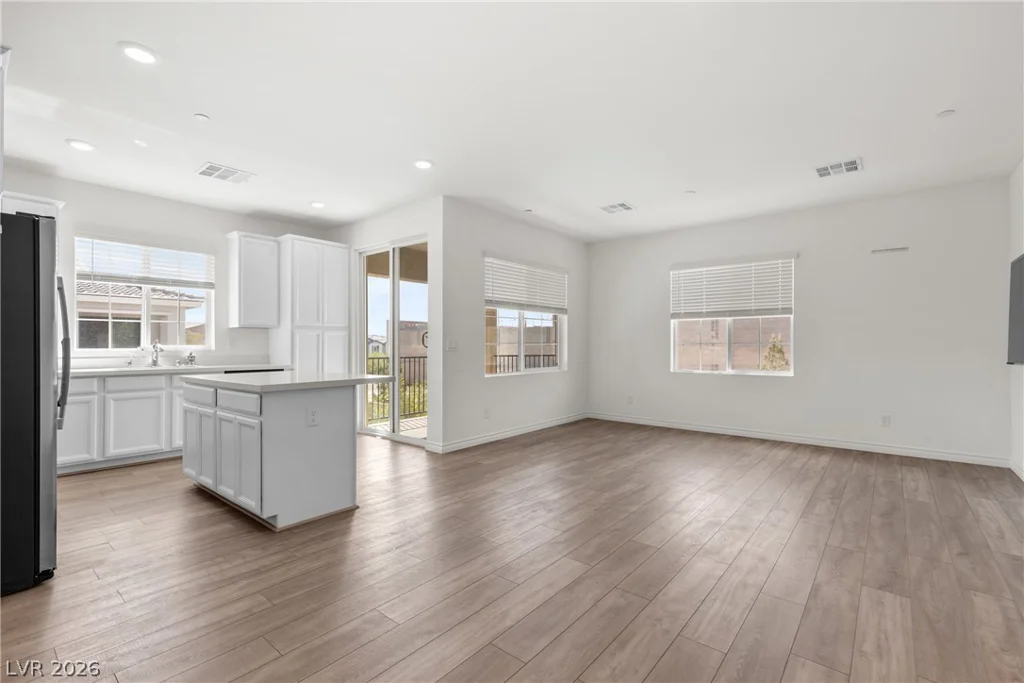 7330 Decatur, Las Vegas, NV 89131