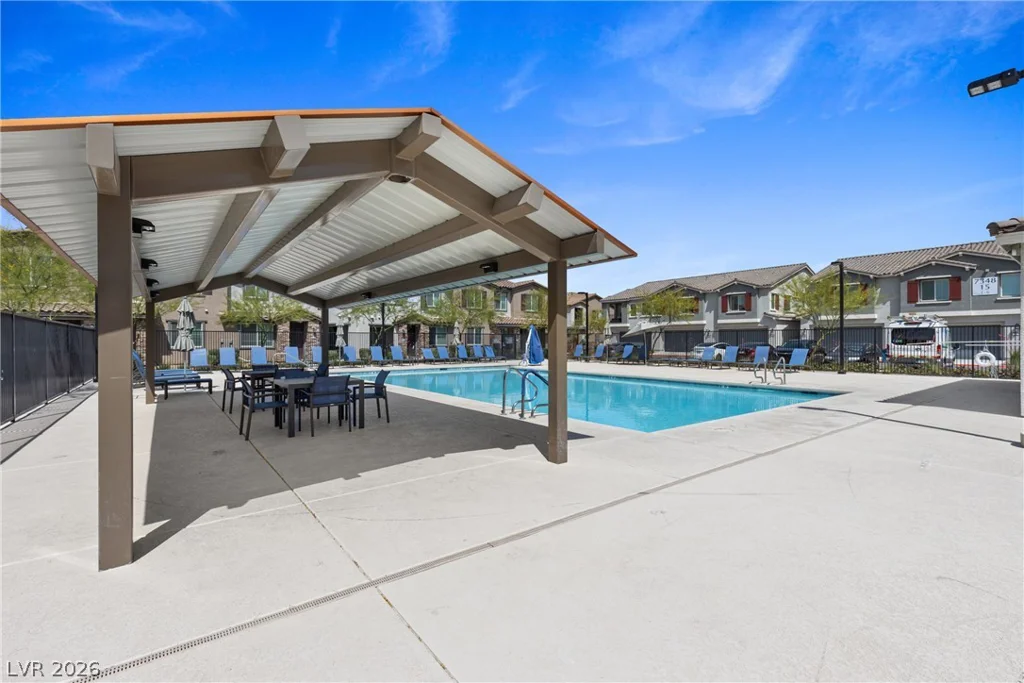 7330 Decatur, Las Vegas, NV 89131