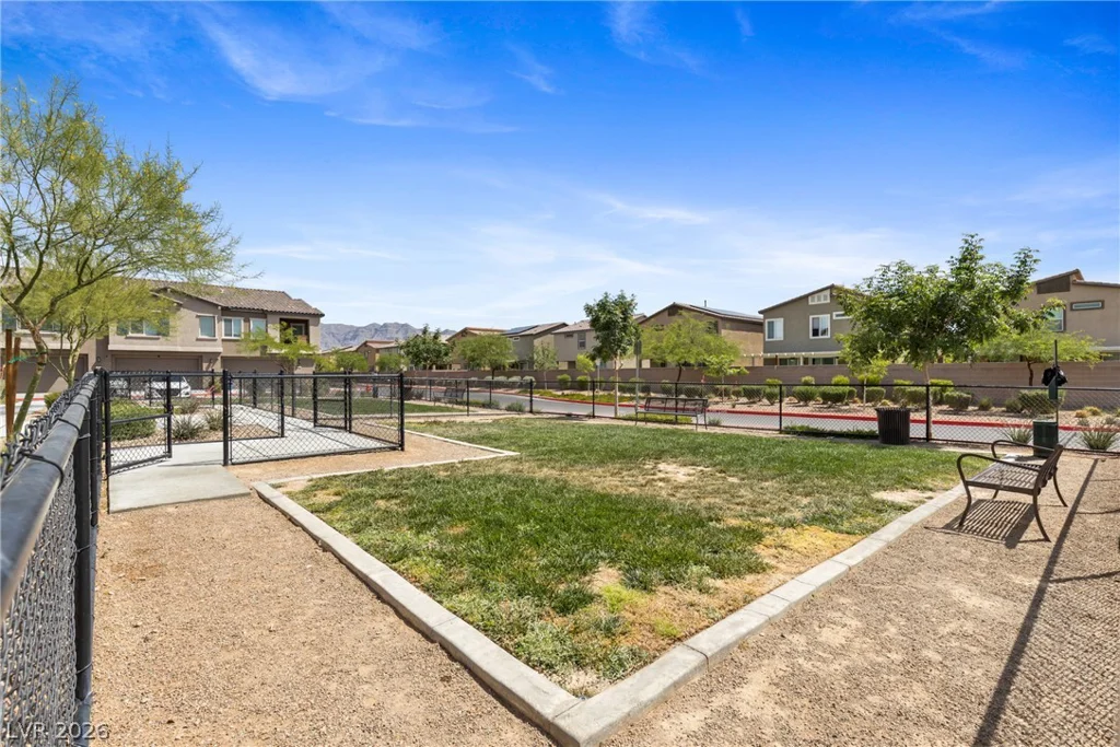 7330 Decatur, Las Vegas, NV 89131