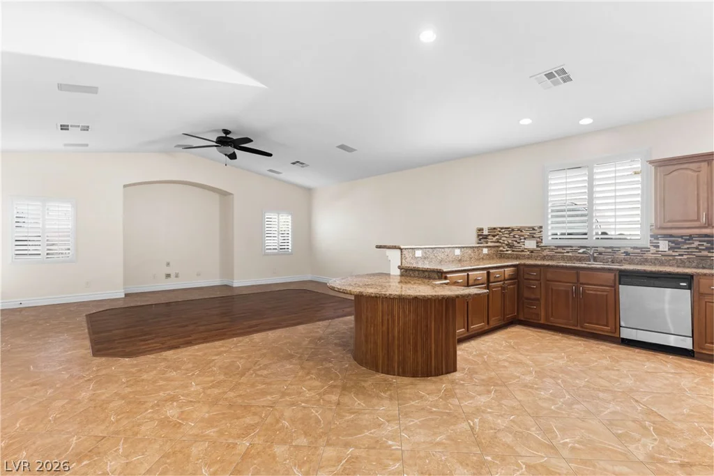 5917 Coral Flat, North Las Vegas, NV 89031