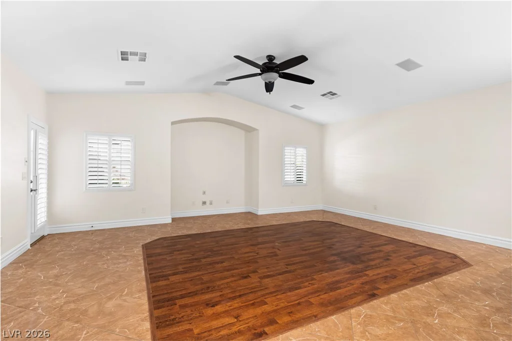 5917 Coral Flat, North Las Vegas, NV 89031