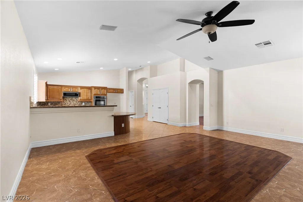 5917 Coral Flat, North Las Vegas, NV 89031