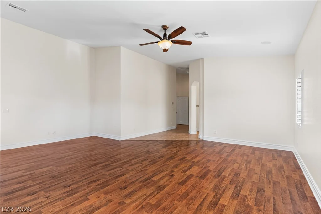 5917 Coral Flat, North Las Vegas, NV 89031