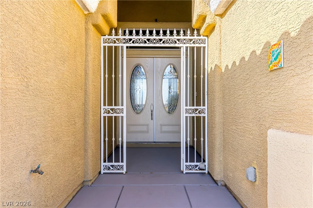 5917 Coral Flat, North Las Vegas, NV 89031