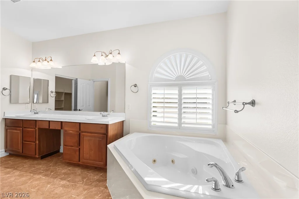 5917 Coral Flat, North Las Vegas, NV 89031