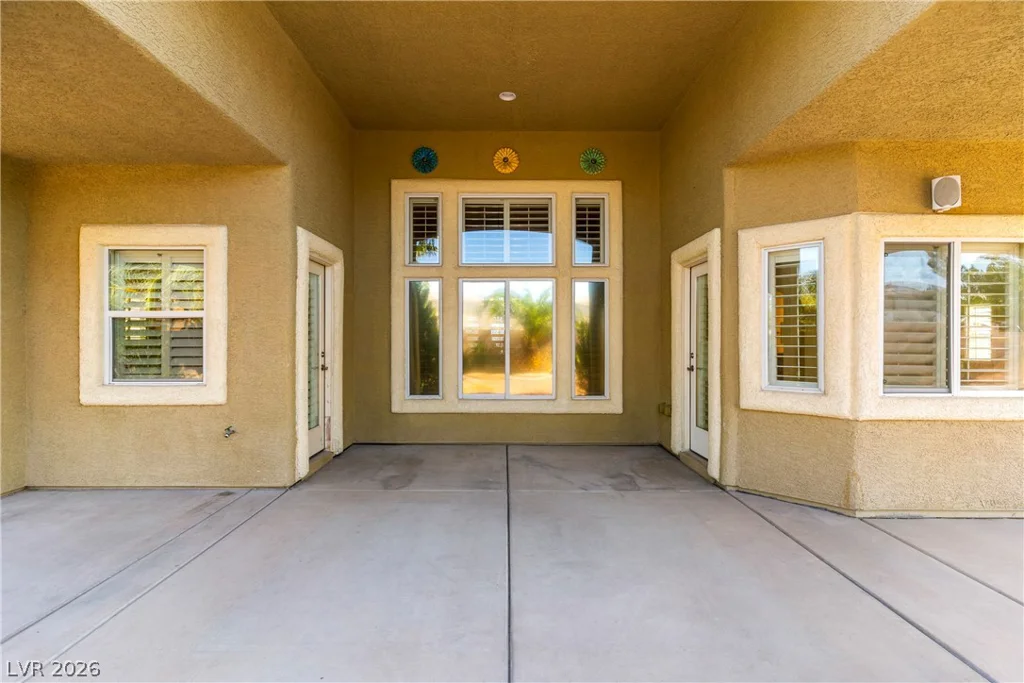 5917 Coral Flat, North Las Vegas, NV 89031