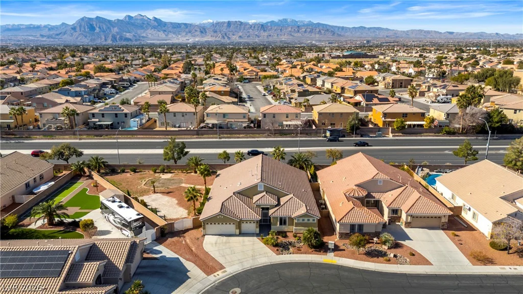 5917 Coral Flat, North Las Vegas, NV 89031