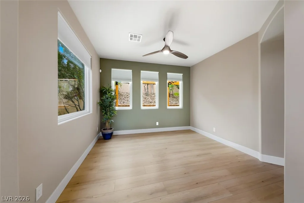 1813 Havercamp, Las Vegas, NV 89117