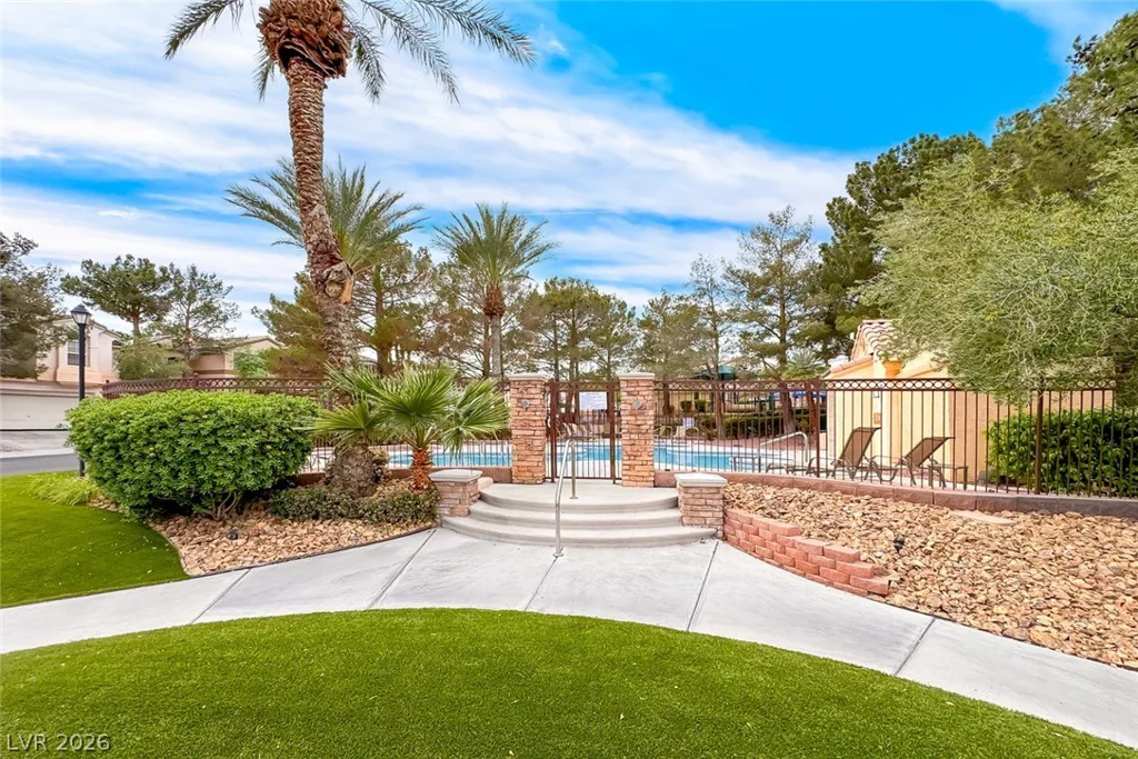 1813 Havercamp, Las Vegas, NV 89117