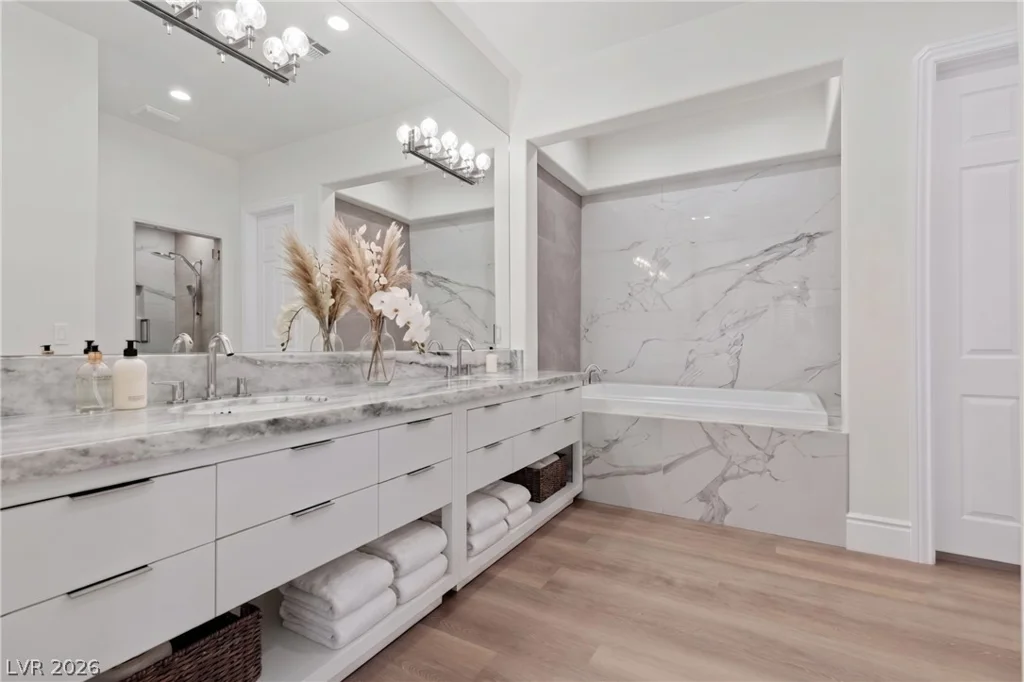 225 Saint Elmo, Las Vegas, NV 89123