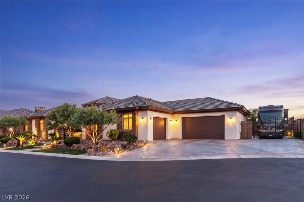 225 Saint Elmo, Las Vegas, NV 89123