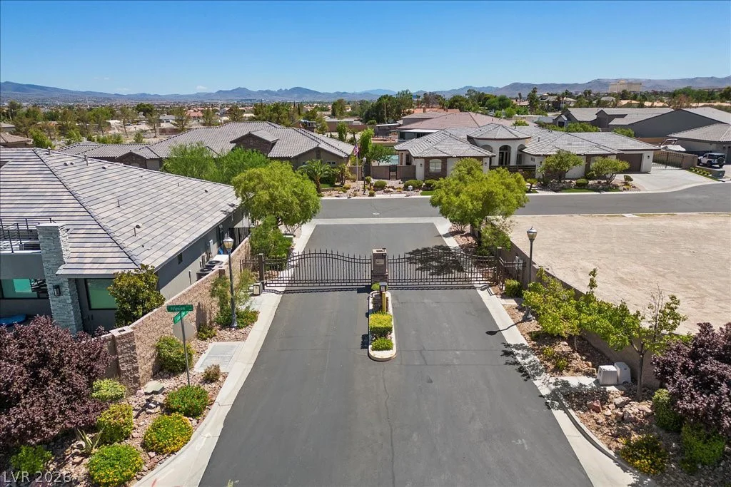 225 Saint Elmo, Las Vegas, NV 89123