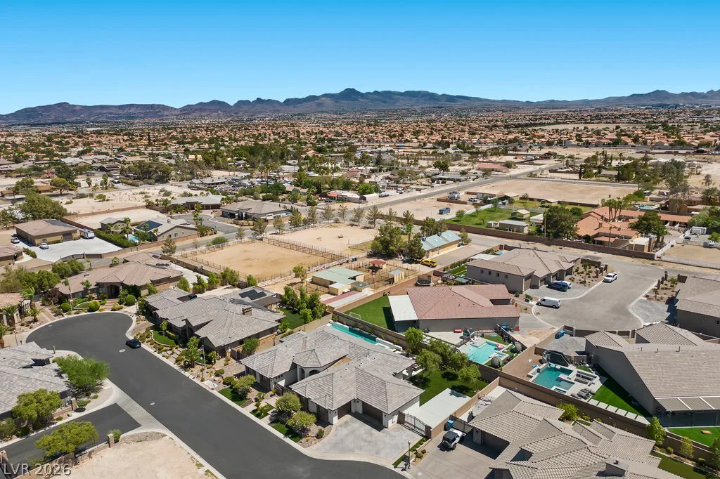 225 Saint Elmo, Las Vegas, NV 89123