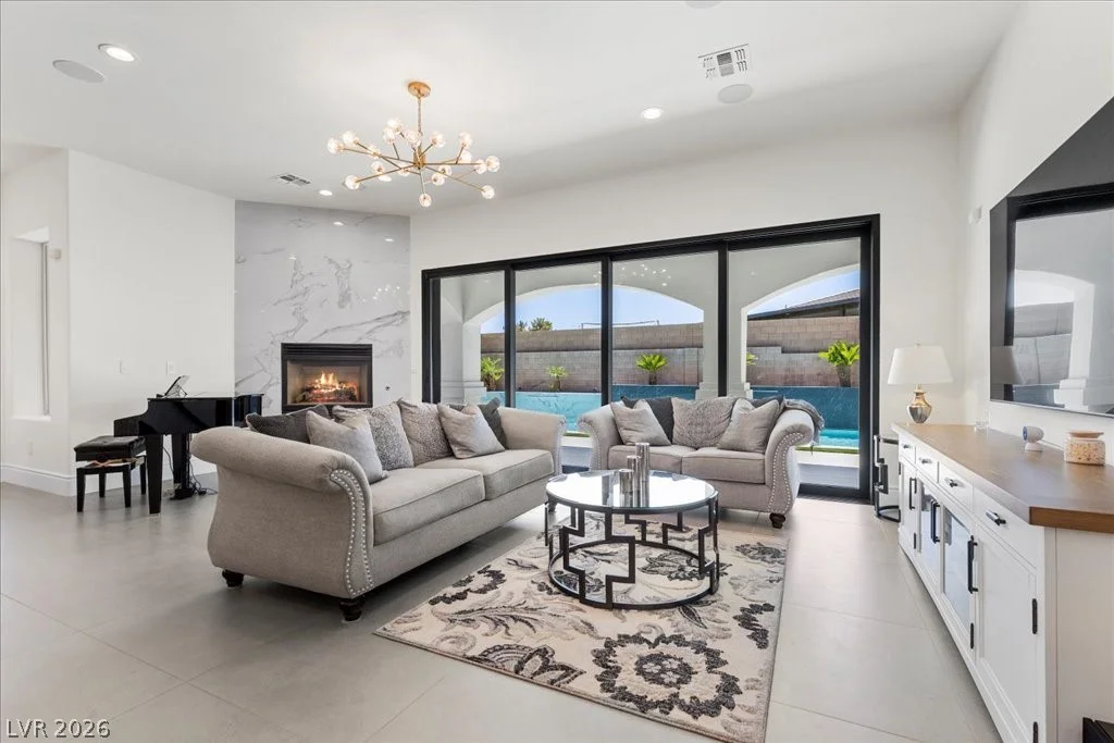 225 Saint Elmo, Las Vegas, NV 89123
