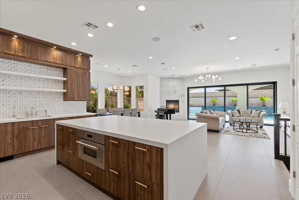 225 Saint Elmo, Las Vegas, NV 89123