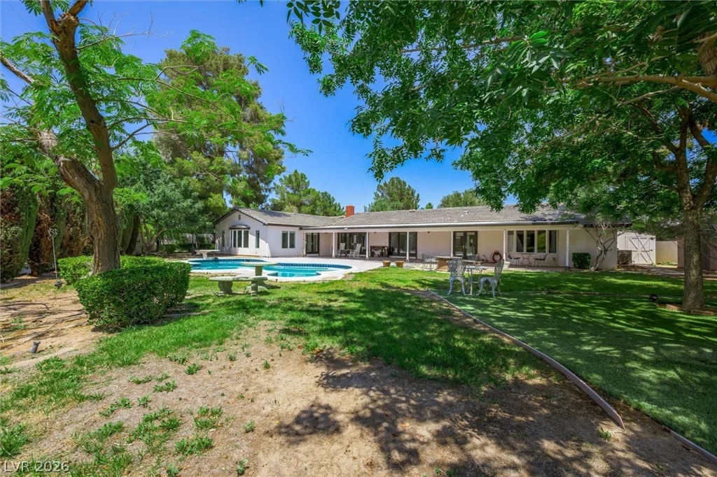 416 Macarthur, Las Vegas, NV 89107