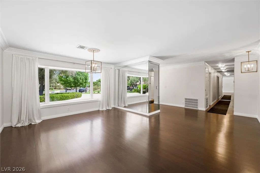 416 Macarthur, Las Vegas, NV 89107