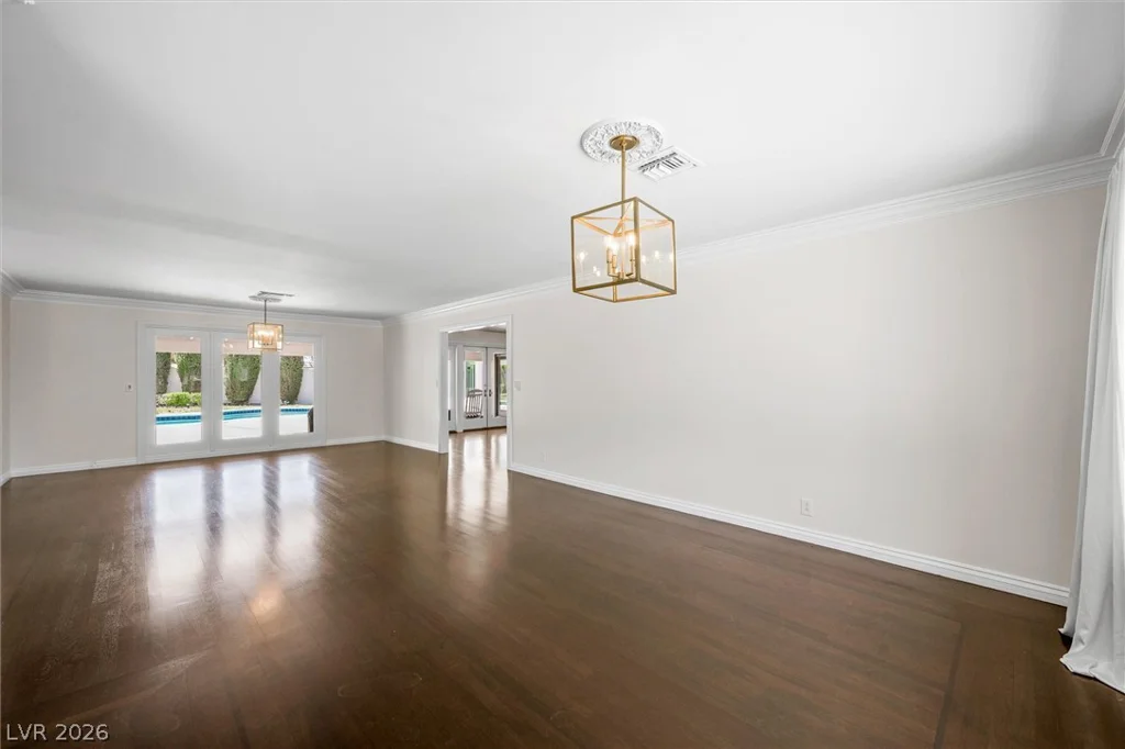 416 Macarthur, Las Vegas, NV 89107