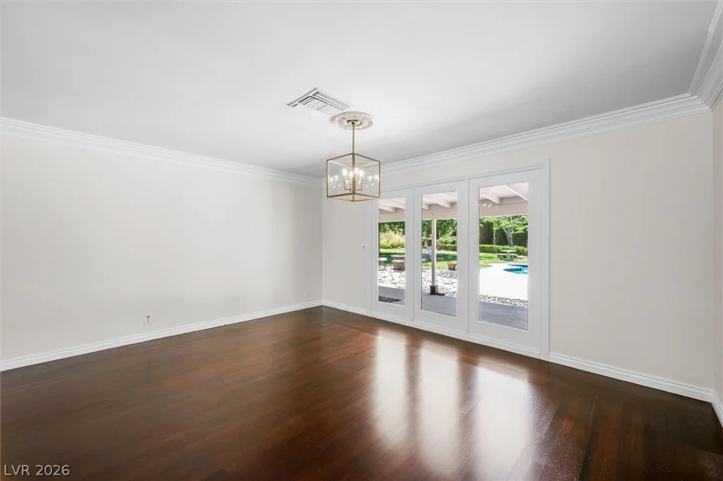 416 Macarthur, Las Vegas, NV 89107