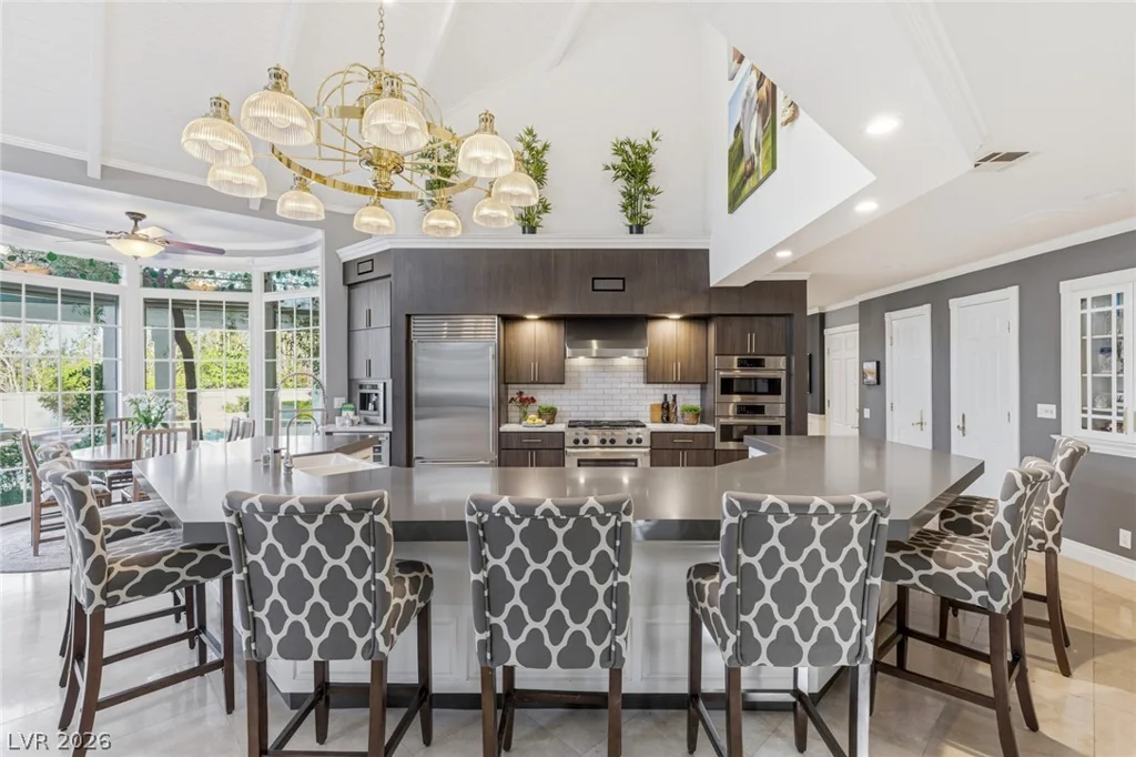 14 Innisbrook, Las Vegas, NV 89113