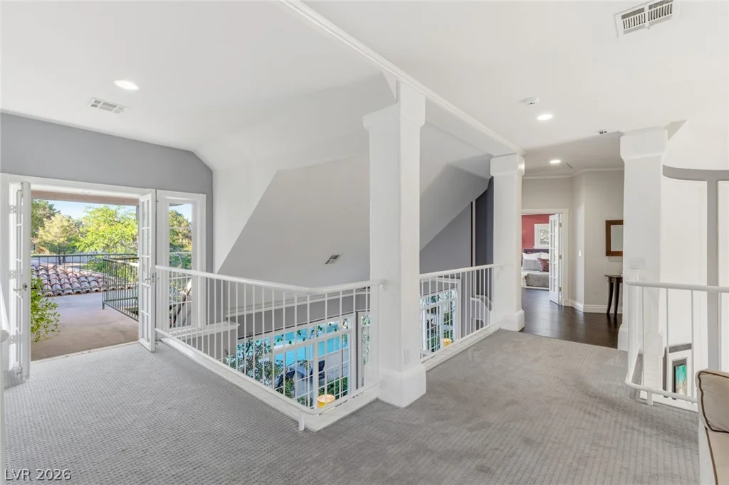 14 Innisbrook, Las Vegas, NV 89113