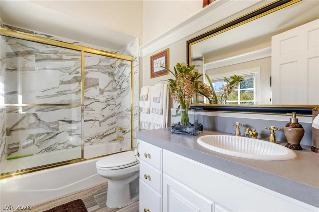 14 Innisbrook, Las Vegas, NV 89113