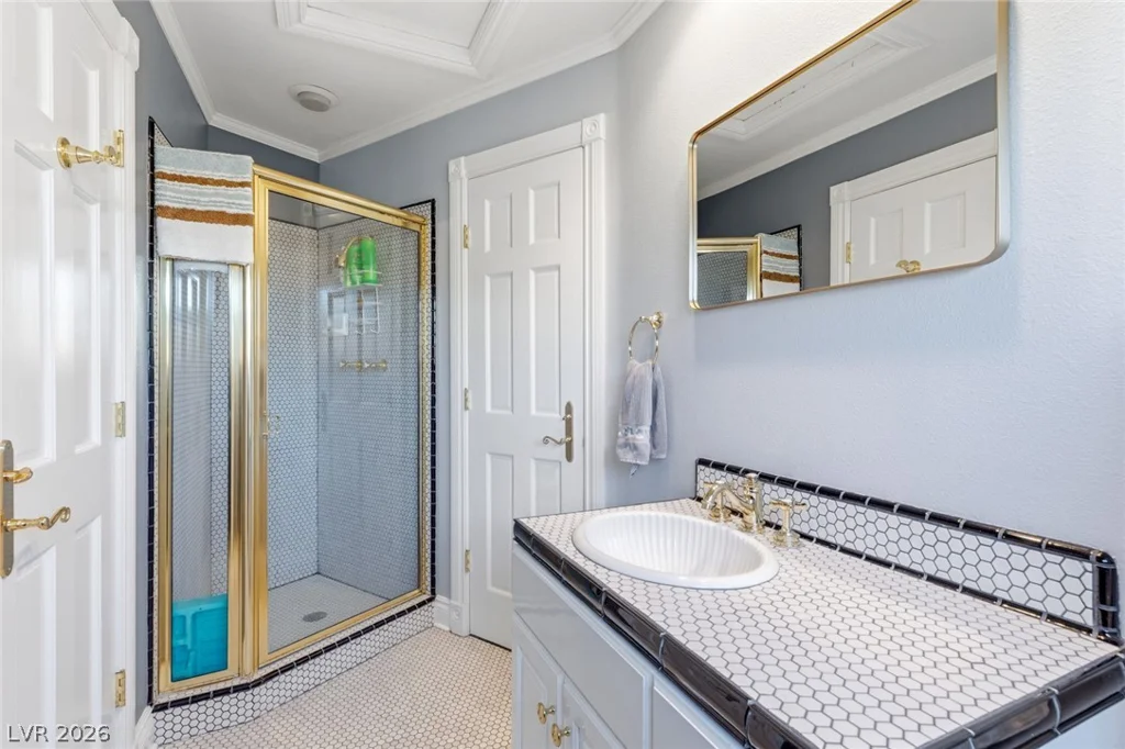 14 Innisbrook, Las Vegas, NV 89113