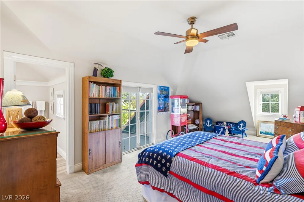 14 Innisbrook, Las Vegas, NV 89113