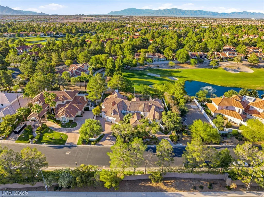 14 Innisbrook, Las Vegas, NV 89113