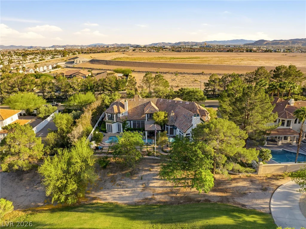 14 Innisbrook, Las Vegas, NV 89113