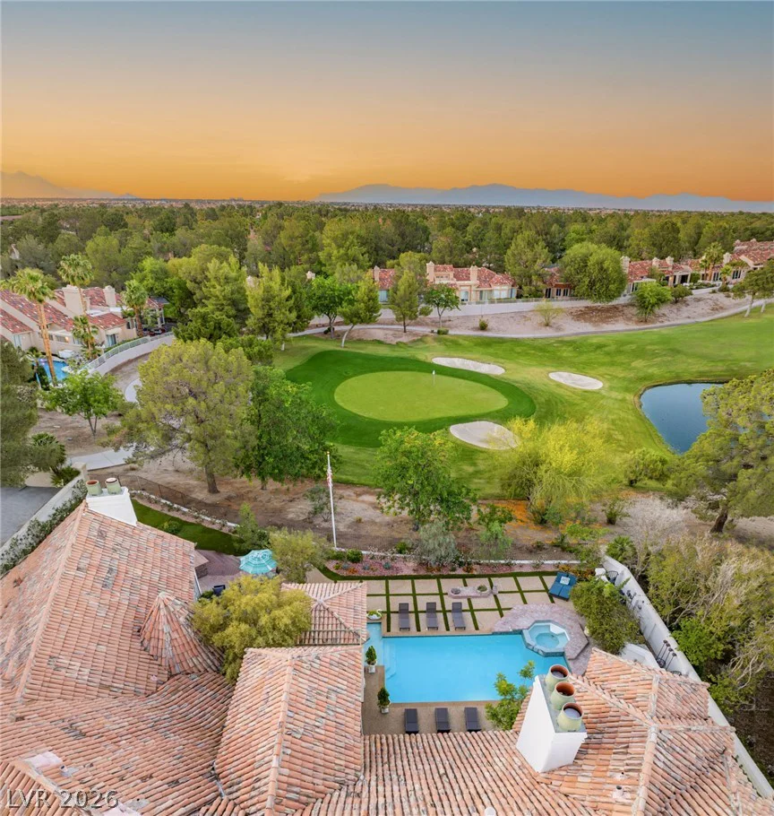 14 Innisbrook, Las Vegas, NV 89113