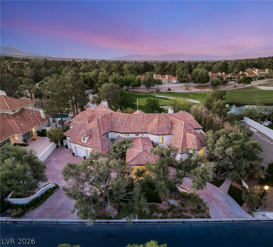 14 Innisbrook, Las Vegas, NV 89113