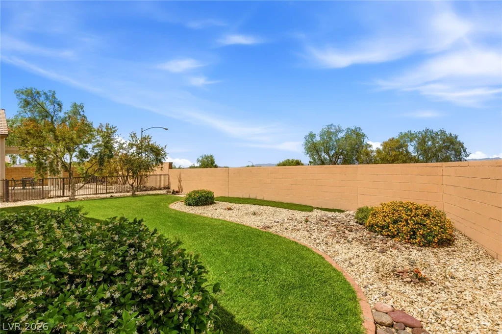 2502 Stardust Valley, Henderson, NV 89044
