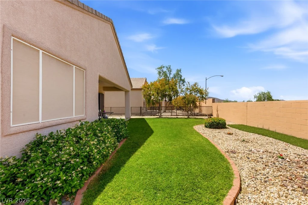 2502 Stardust Valley, Henderson, NV 89044