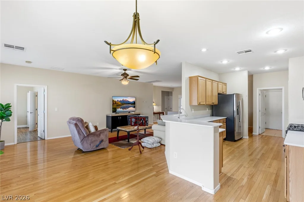 2502 Stardust Valley, Henderson, NV 89044