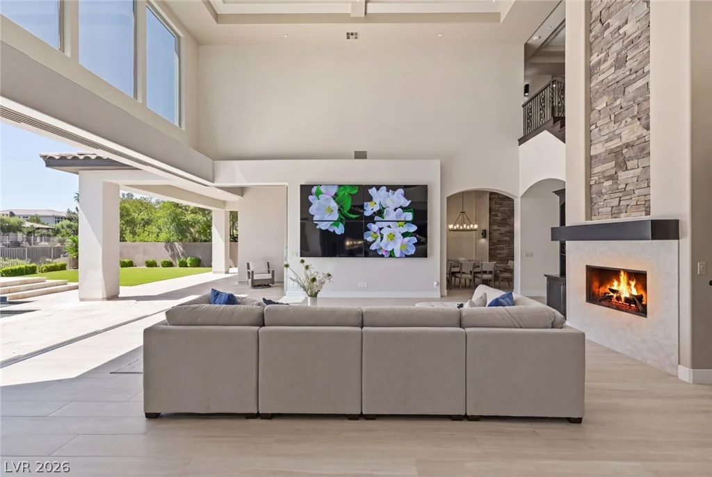 5 Ayden, Henderson, NV 89052