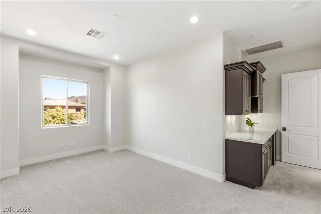 5 Ayden, Henderson, NV 89052