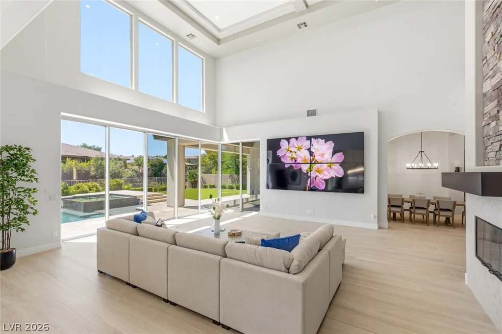 5 Ayden, Henderson, NV 89052
