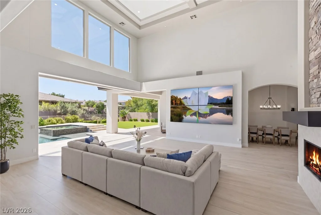 5 Ayden, Henderson, NV 89052