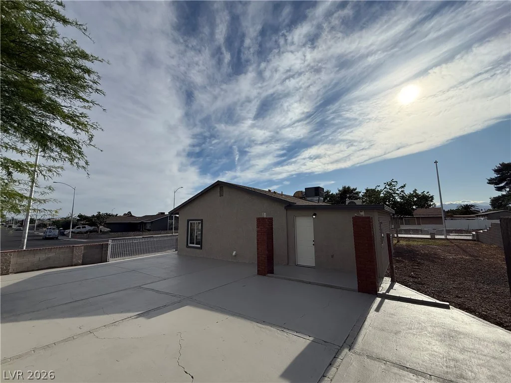 4900 Washington, Las Vegas, NV 89110