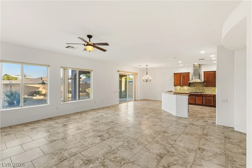 7312 Pinfeather, North Las Vegas, NV 89084