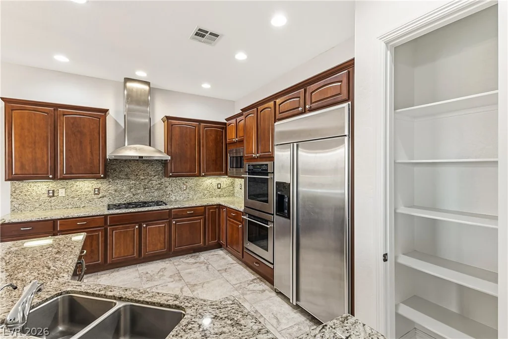 7312 Pinfeather, North Las Vegas, NV 89084