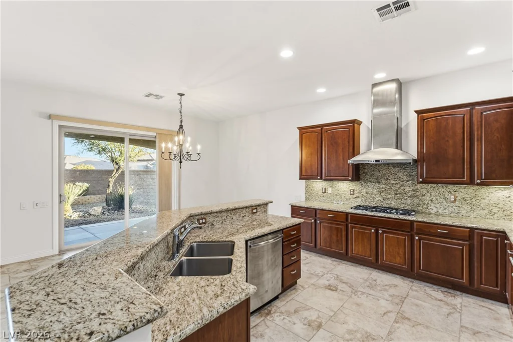 7312 Pinfeather, North Las Vegas, NV 89084